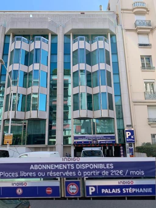 Cannes Centre Proche Plage Croisette Palais Des Festivals Exterior foto